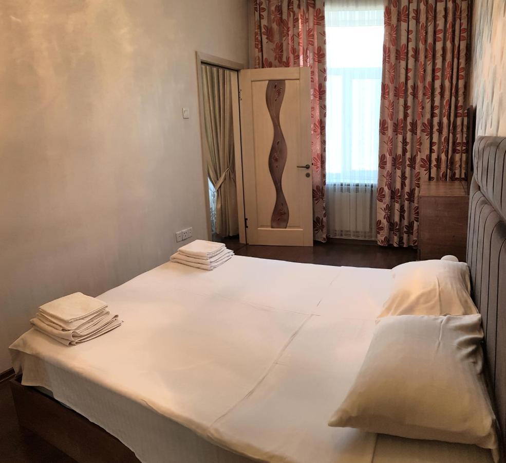 Central Baku Luxury Apartment On Nizami Street 외부 사진