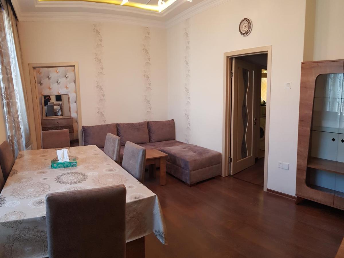 Central Baku Luxury Apartment On Nizami Street 외부 사진